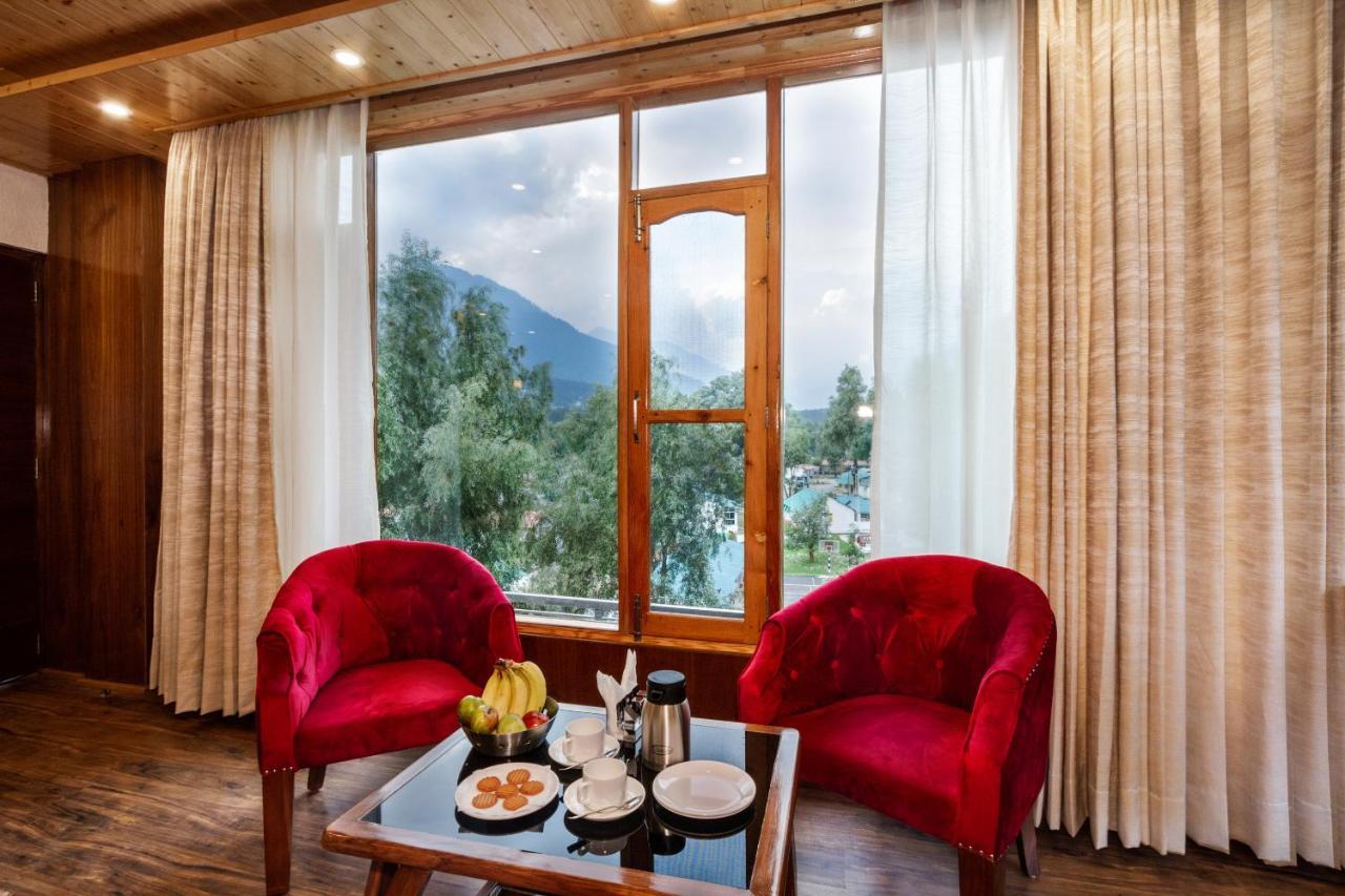 Suryansh Regency Manali Centrally Heated Air Cooled With Private Balconies - Manali (Himachal Pradesh) — Photos 3